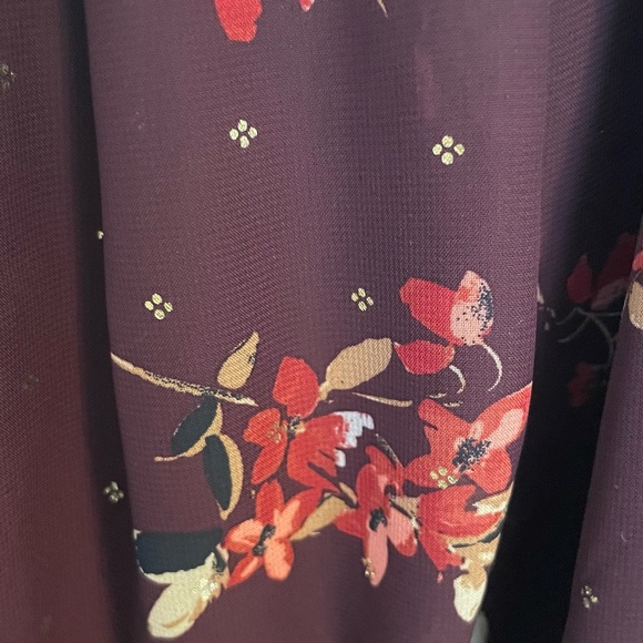 Maurice’s dress - Picture 3 of 5